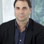 Prof David Forbes headshot