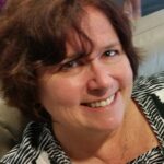 Sharon Leigh-Hazel headshot