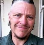 dragan wright headshot